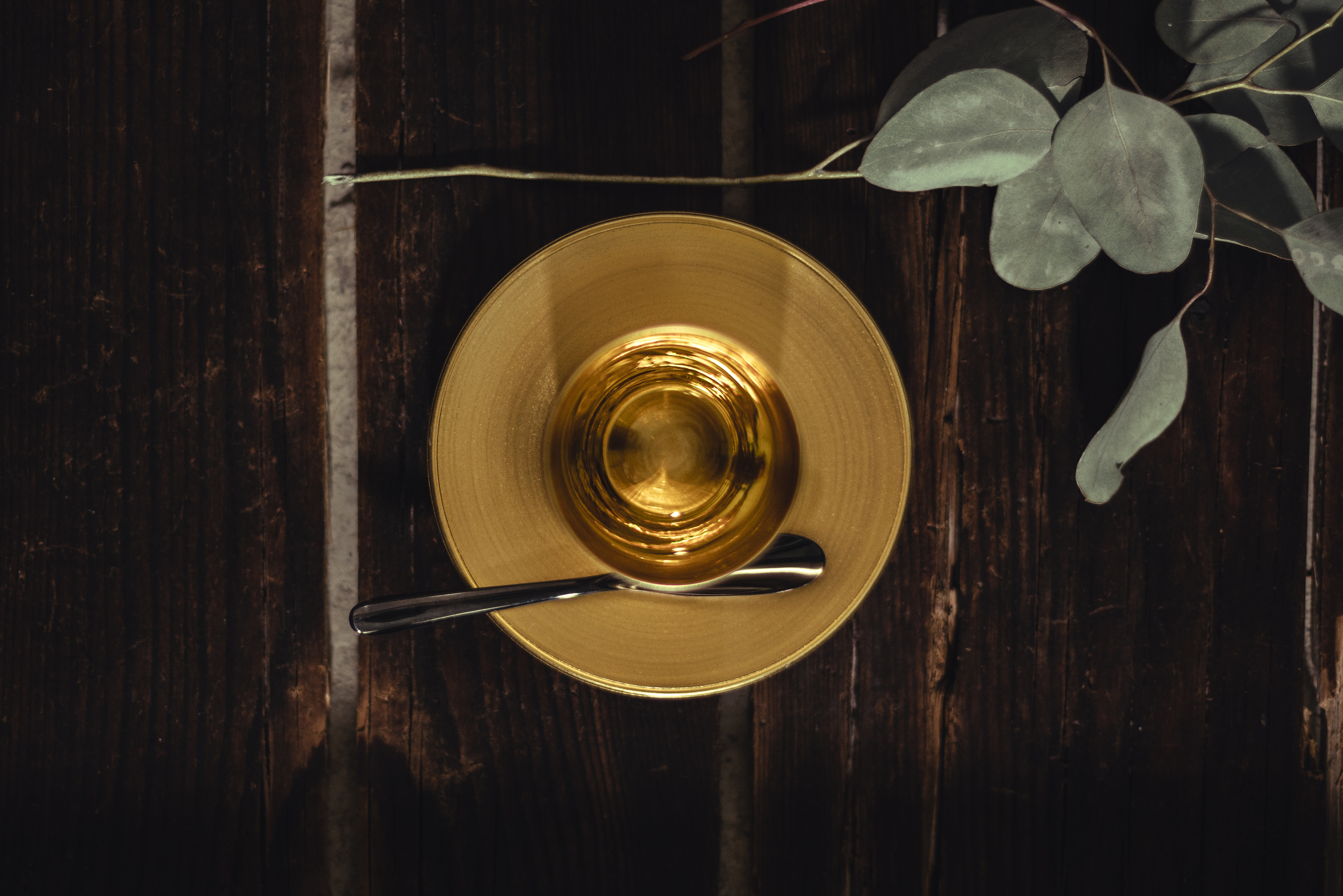 Gold espresso glass with saucer