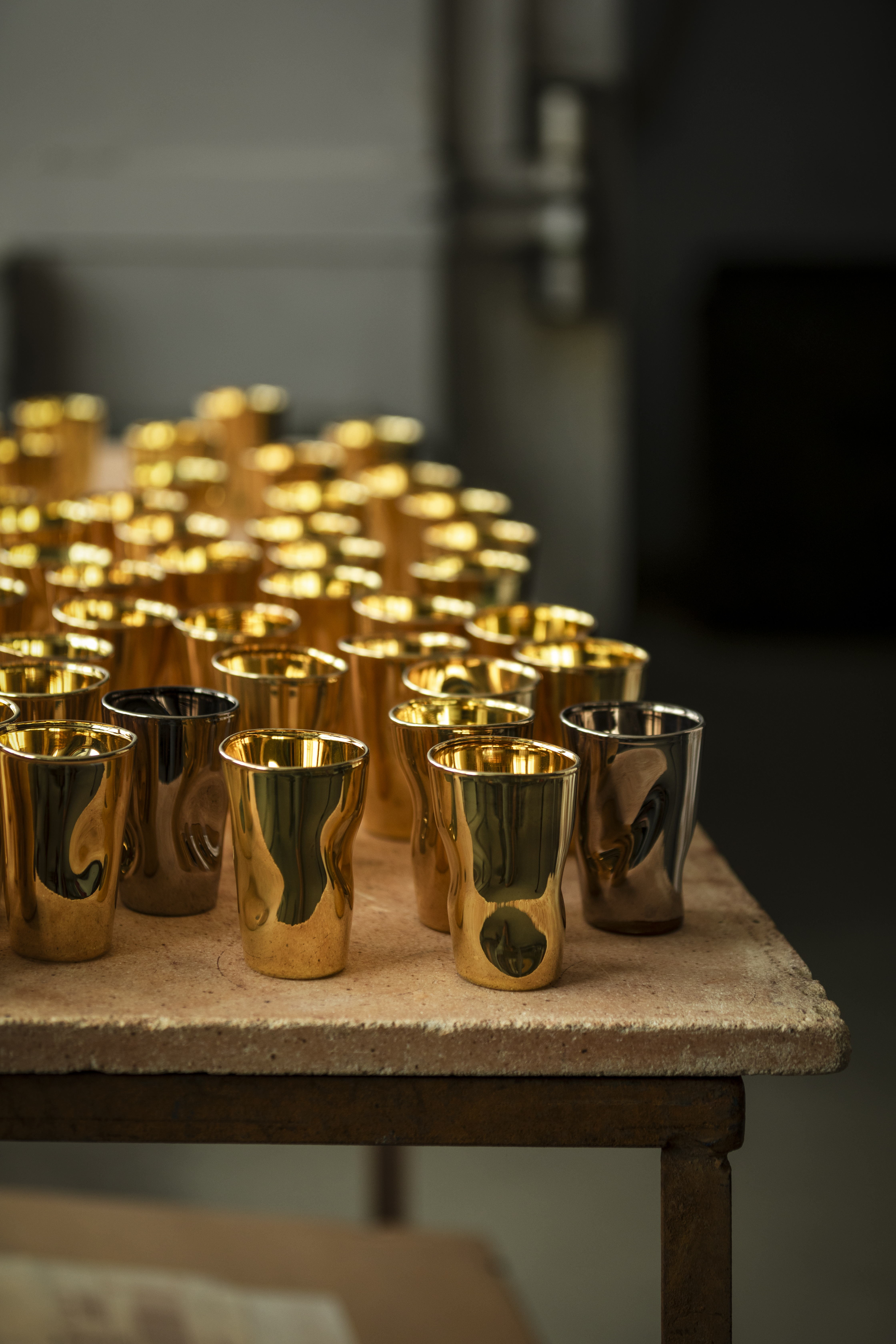 Golden espresso cups unik in production