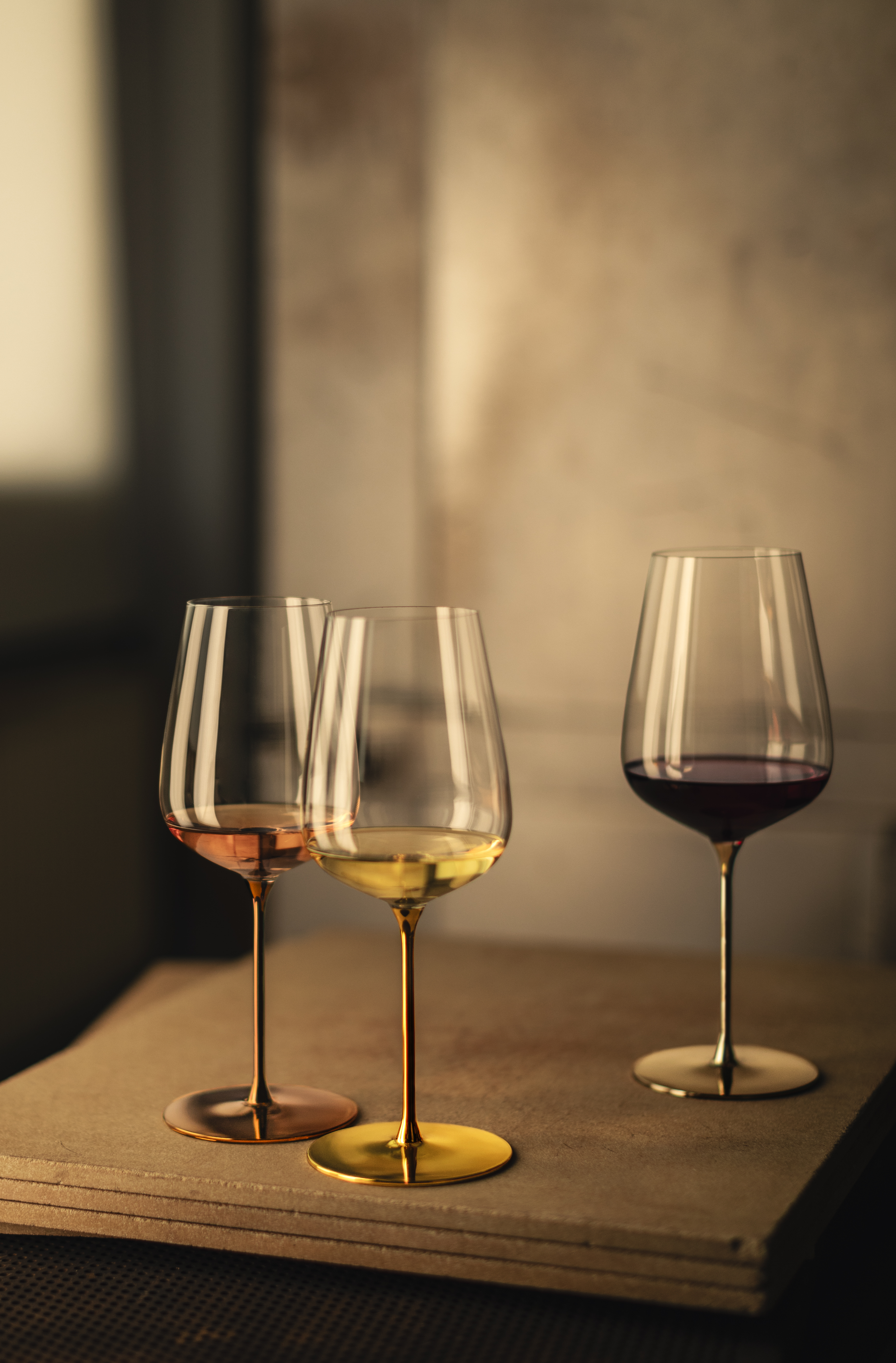 Set of 2 allround wine glasses fruity & aromatic gold ESSENCA SENSISPLUS GOLD EDITION